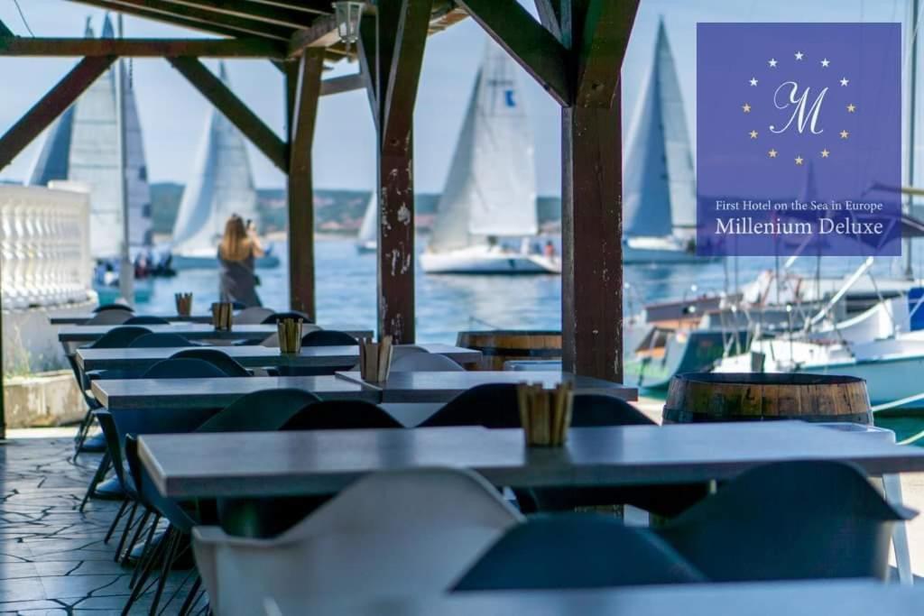 Hotel Millenium Deluxe Selce Kültér fotó