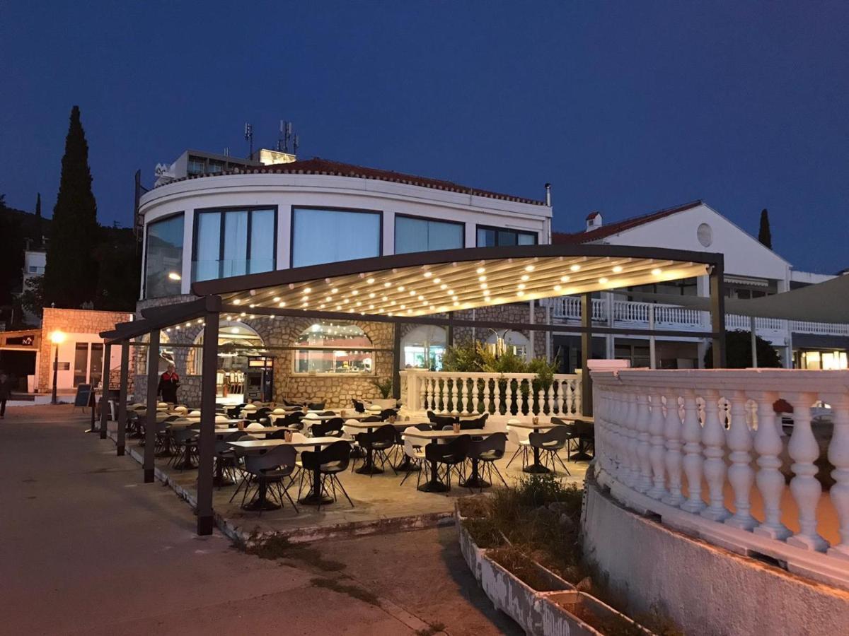 Hotel Millenium Deluxe Selce Kültér fotó