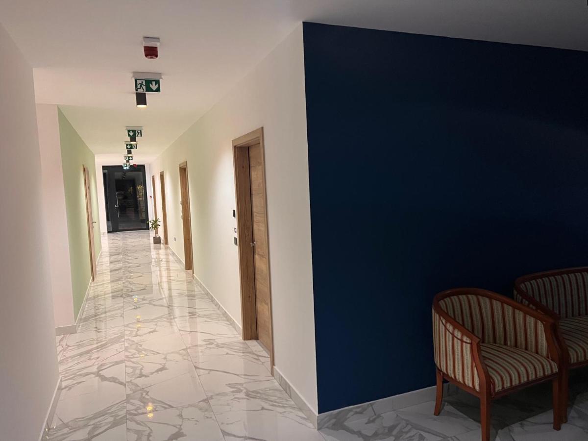 Hotel Millenium Deluxe Selce Kültér fotó