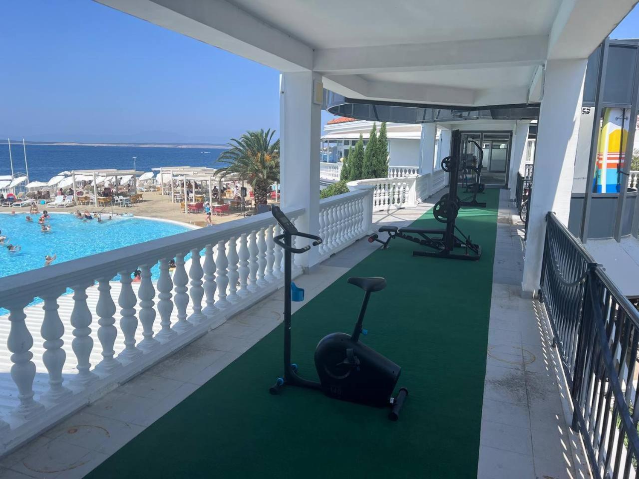 Hotel Millenium Deluxe Selce Kültér fotó